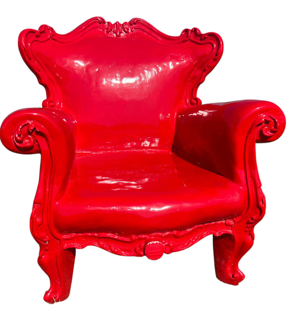 Fauteuil cabriolet outdoor L’élégance classique… version extérieur Ce fauteuil cabriolet en résine combine confort, élégance et résistance pour sublimer vos espaces extérieurs.