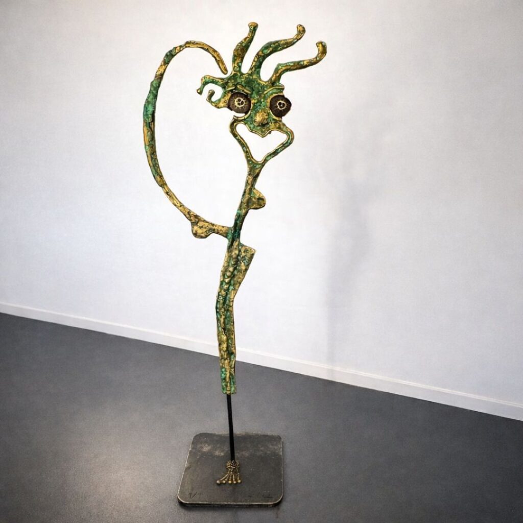Sculpture contemporaine « Je me Marre » de l’artiste français Nico Tournaire en bronze patiné avec pierres Septaria, œuvre d’art expressive et poétique.