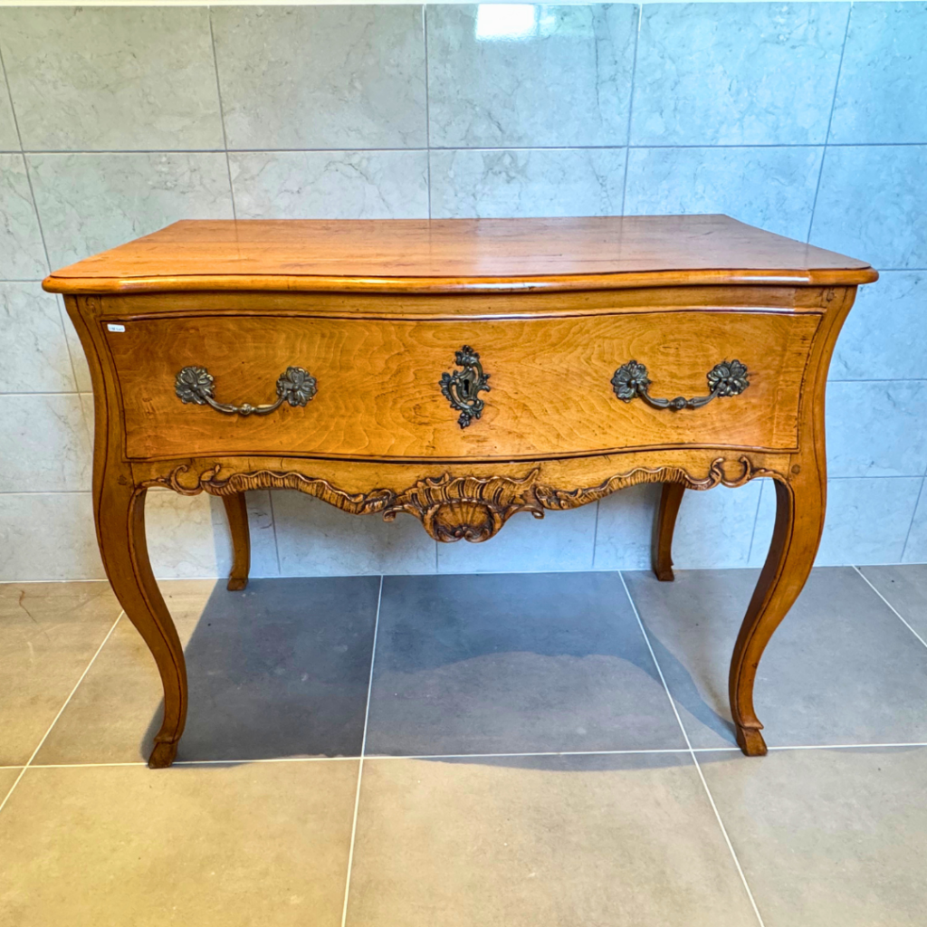 Commode Louis XV en merisier