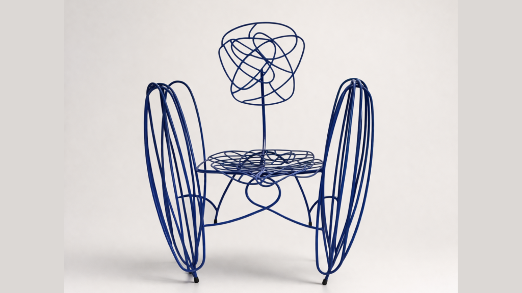 fauteuil bleu peint de Gérard Coquelin