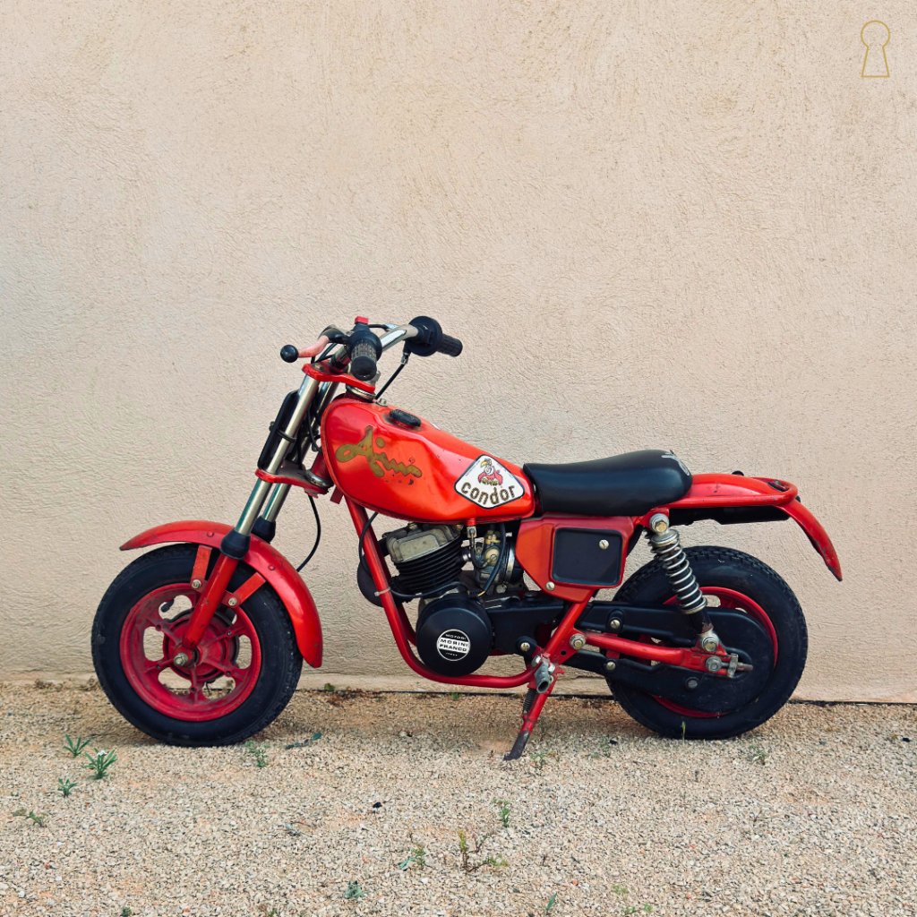 Moto d'enfant à moteur thermique - Cylindrée 49 x 49 avec inscription Condor