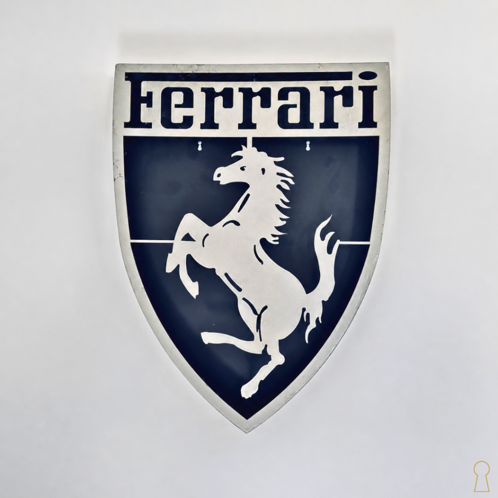 Ecusson mural Ferrari en métal